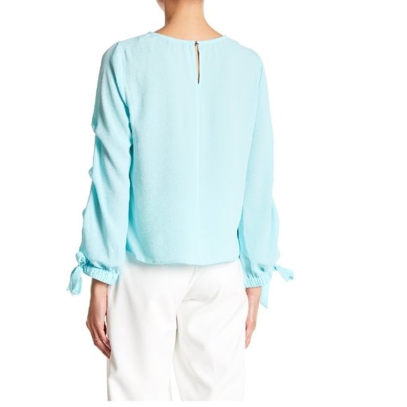 Vince Camuto Tiered Tie Cuff Crepe Blouse - Picture 2 of 5